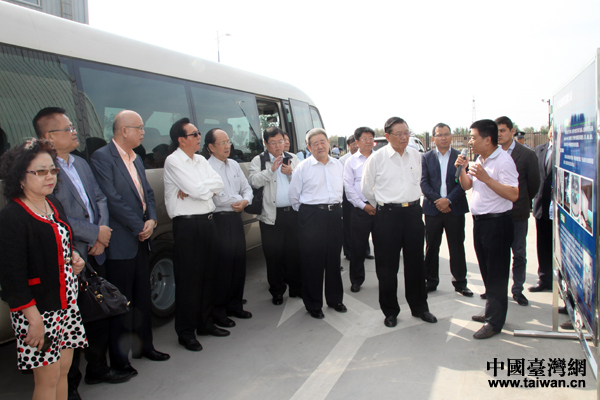 �η���һ����̨����ҵ���п��졣